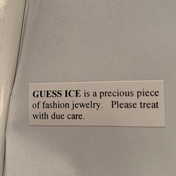 Guess “Ice” Bracelet Watch - Picture 11 of 12